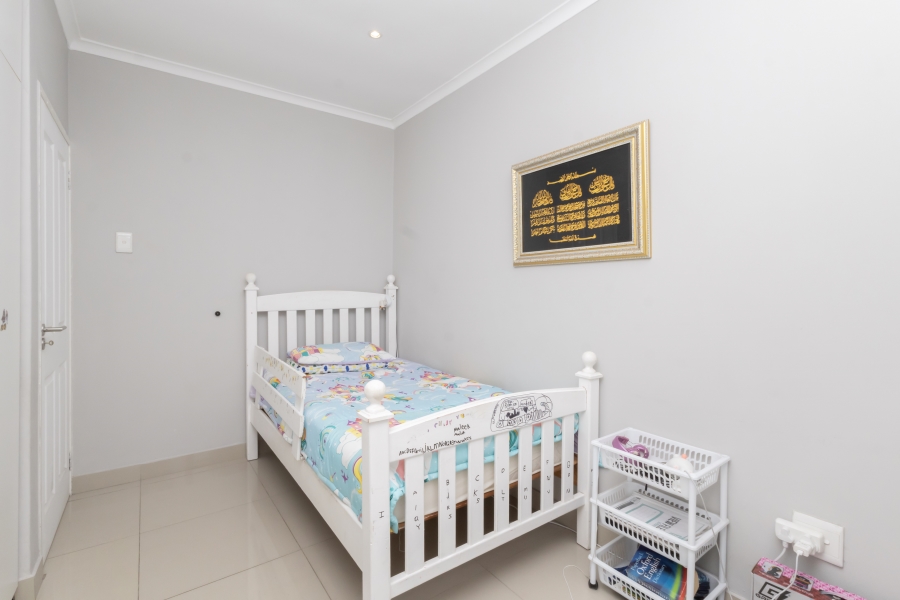 3 Bedroom Property for Sale in Sanddrift Western Cape